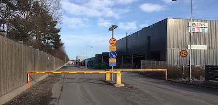 Dashou barriers at a factory in Sweden