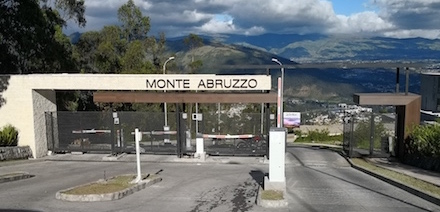 MONTE ABRUZZO in Ecuador